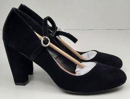 Miss KG Cassidy Riemchen Pumps Black Velvet Gr. 40