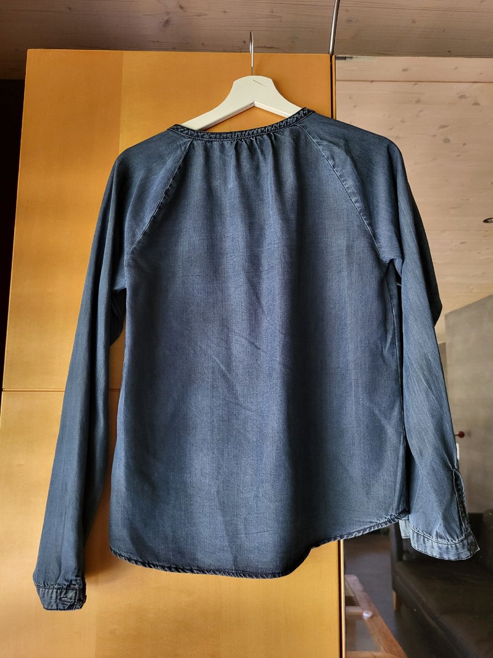 Le Temps Des Cerises Blusen: Chemisier Le Temps des Cerises Denim – Neu (gemäss Beschreibung) aus Aproz (Nendaz) von mar_zxm9 1