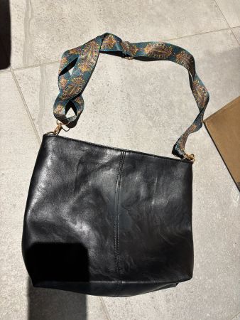 Petit sac à main neuf noir avec chat