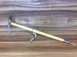 Gebrauchter Eispickel Mod. Waller mit Holzgriff für Sammler