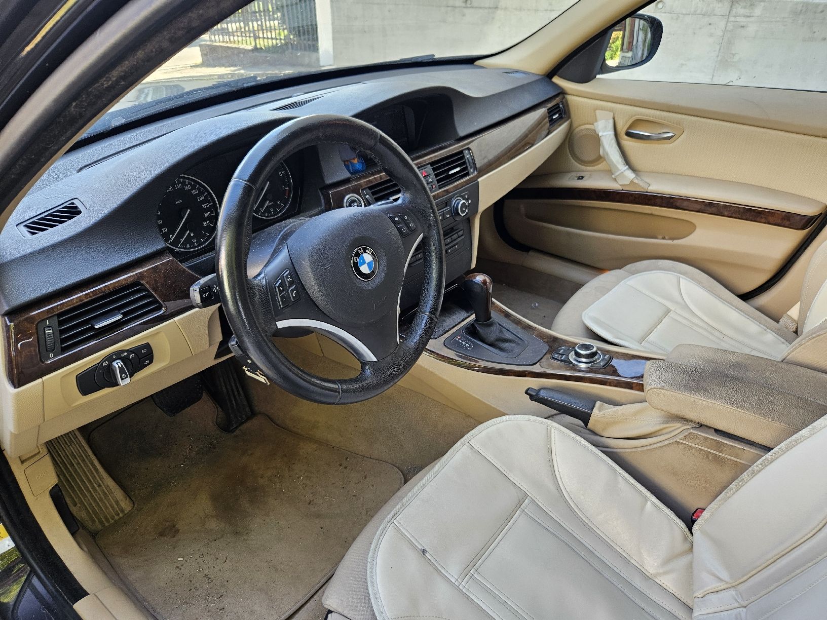 BMW Autos: BMW 320i Touring E91 – Défectueux à Frauenfeld par Xman1 5