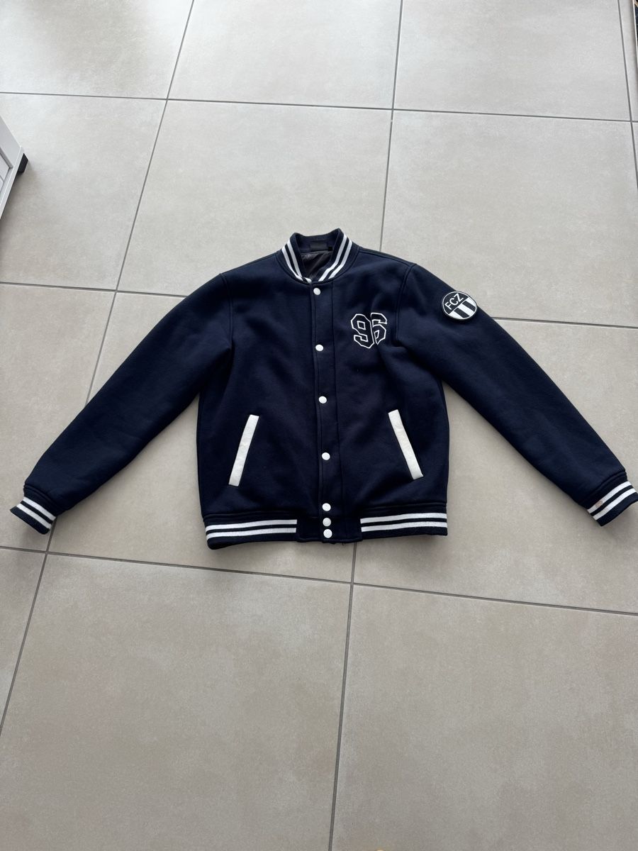 FCZ Giacche: FCZ College Jacke Grösse L, – Usato da Meierskappel venduto da kev_nn8q