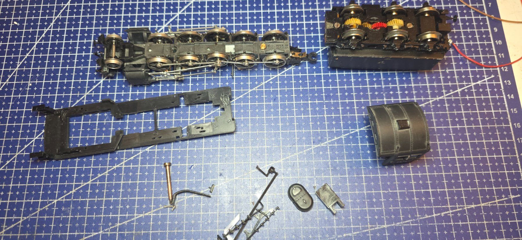 Roco Modelleisenbahnen: Roco Dampflok C 5/6 ersazteile – Gebraucht aus Hochfelden von Danizh0 4