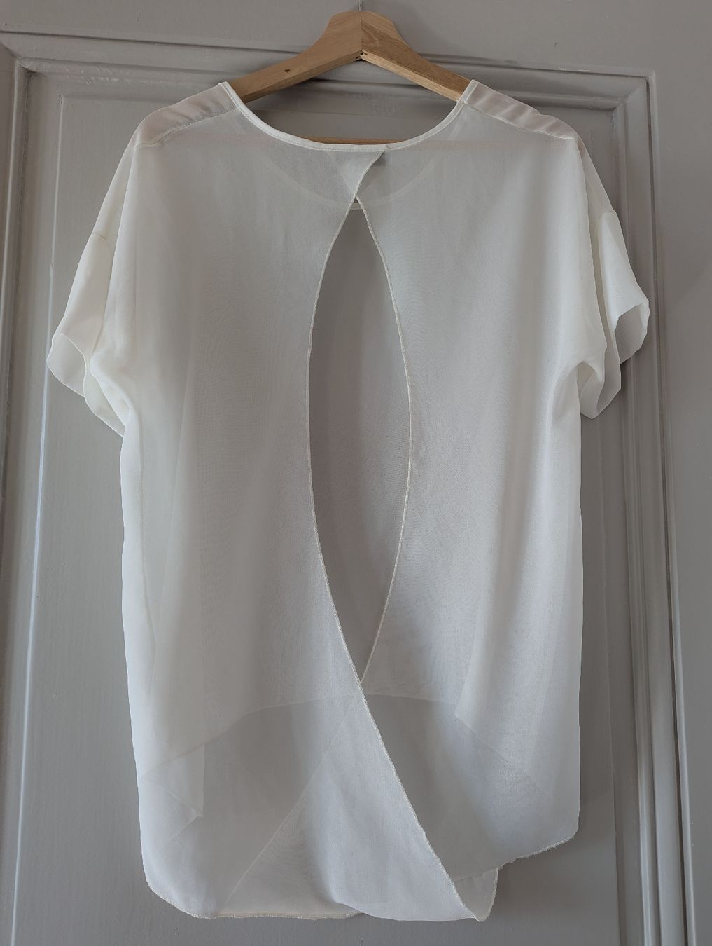 Top: haut blanc rinascimento M – Usato da Montreux venduto da dem_gyt9 3