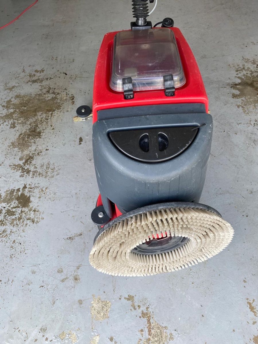 Cleanfix Toutes les machines: Cleanfix Scheuersaugmaschine RA 431E – D'occasion à Aristau par waikiki04 1