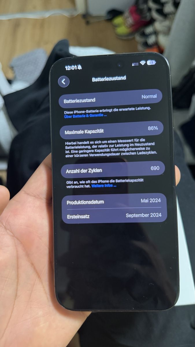 Apple Telefoni cellulari / Smartphones: Apple iPhone 15 Pro Max 256GB – Usato da Neuhausen venduto da agh_g2nd 4