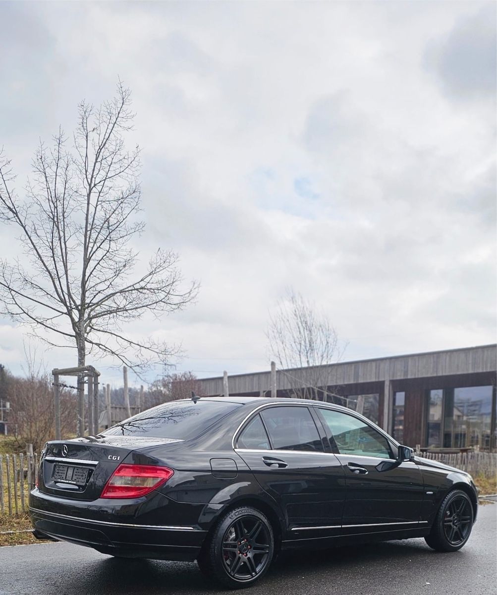 Mercedes-Benz Automobili: MERCEDES BENZ C250 – Usato da Gränichen venduto da R.7 6