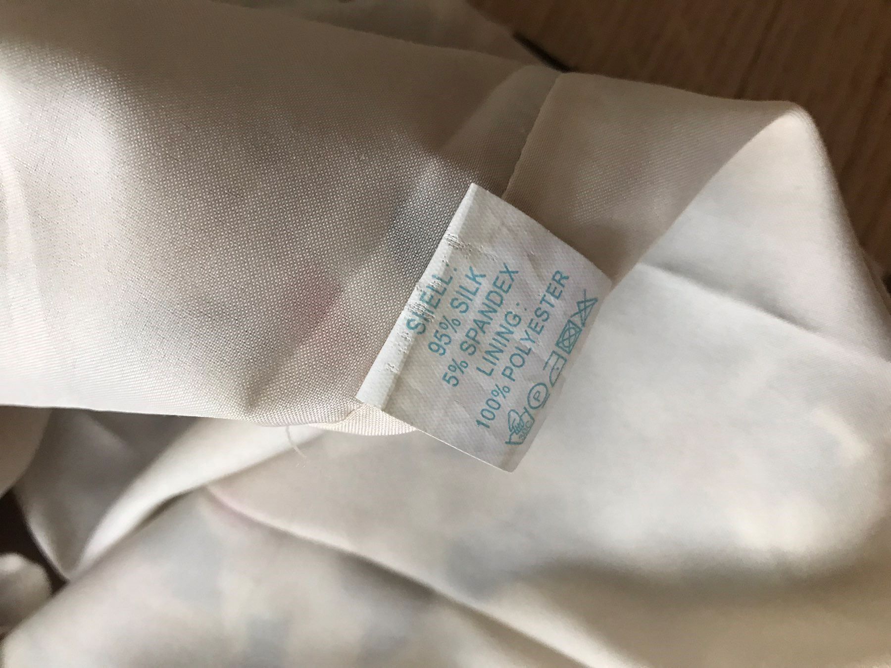 Kleider: Neu! Seidenkleid, Ladenpreis 390 CHF – Neu (gemäss Beschreibung) aus Zürich von ZuriShrek 6