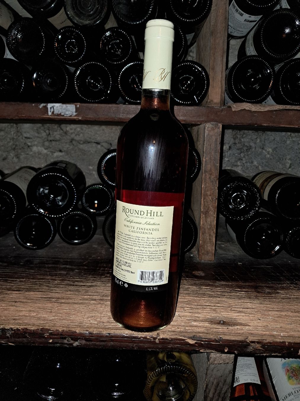 Vino: Round hill selection white zinfandel rosé 2008 – Nuovo e nell'imballaggio originale da Le locle venduto da juliensaran 3
