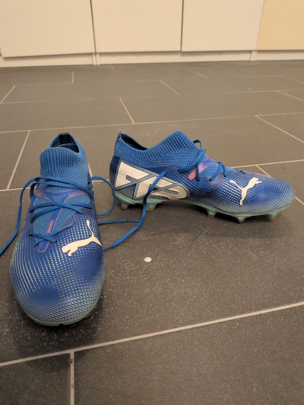 Puma Scarpe da uomo: Fussballschuhe Puma blau Gr. 38 – Usato da Untersiggenthal venduto da Naomi4 2