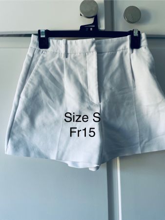 Weisse Sommer-Shorts, Gr. S - perfekt für den Sommer!