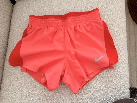 Nike Laufshorts Damen XS hellrosa/rot