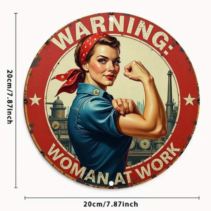 Insegne: Schild Vintage "Warning Womant at work" – Nuovo e nell'imballaggio originale da Gerlafingen venduto da Tsuru 1