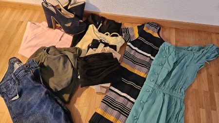 Damen Kleider Paket, Top Zustand, Grösse S/XS