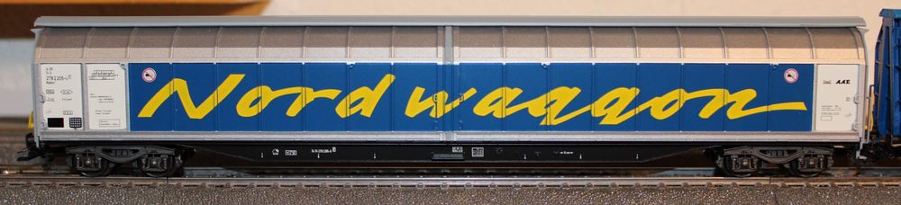 Wagon Roco à Portes Coulissantes - NORDWAGGON SJ 47132 - Échelle HO - Neuf