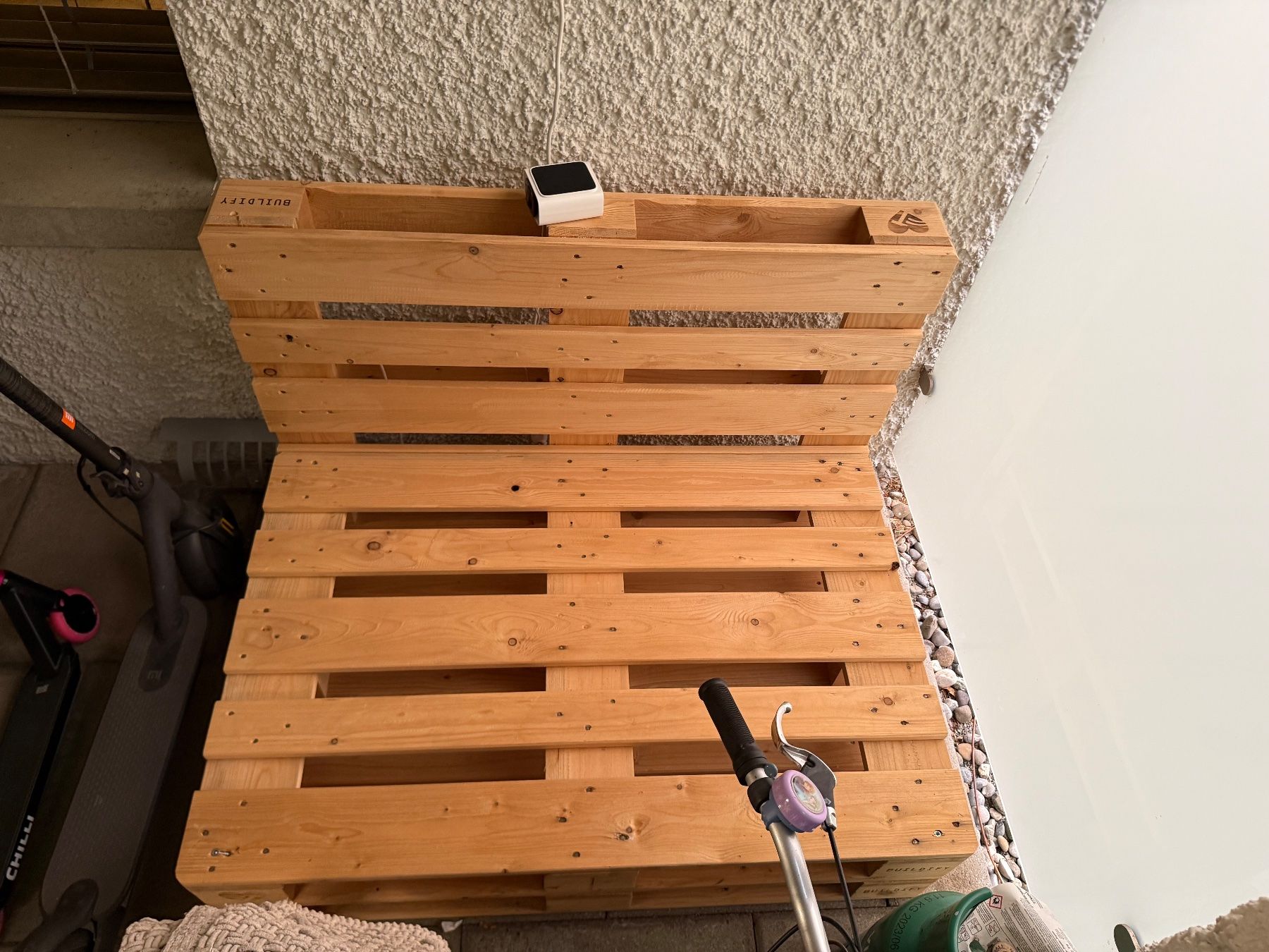 Divani: Palettencouch – Nuovo (secondo la descrizione) da Bassersdorf venduto da schweizshop 1