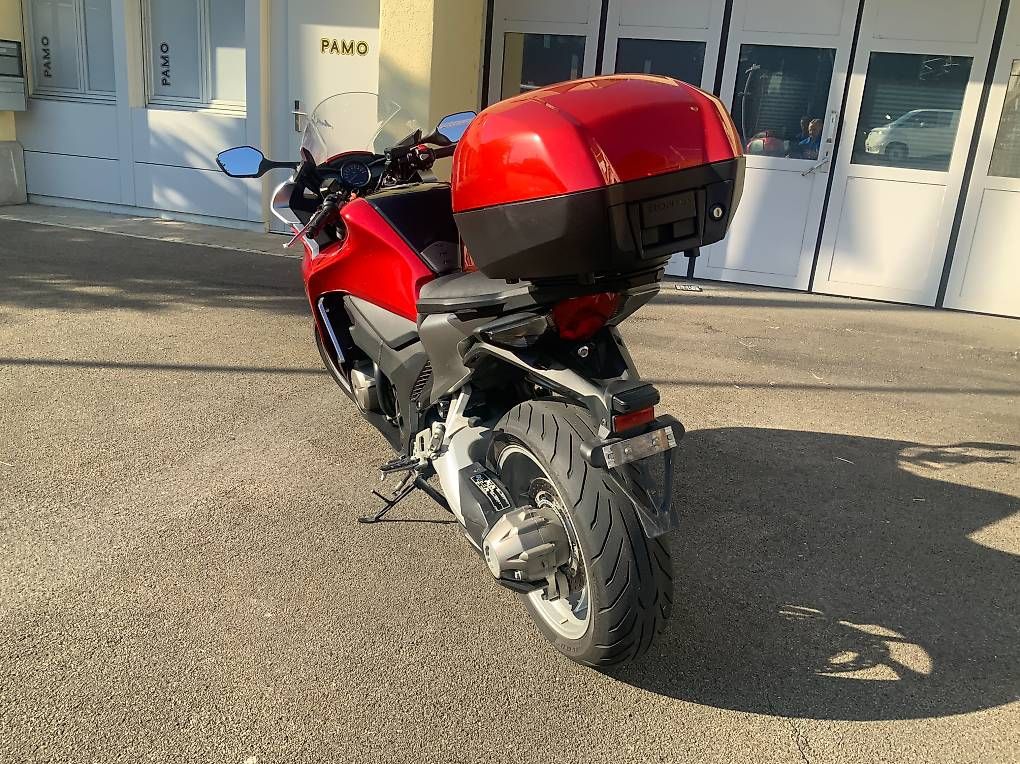 Touring: Honda VFR 1200 FA – Usato da Kilchberg ZH venduto da Maxmax7 2