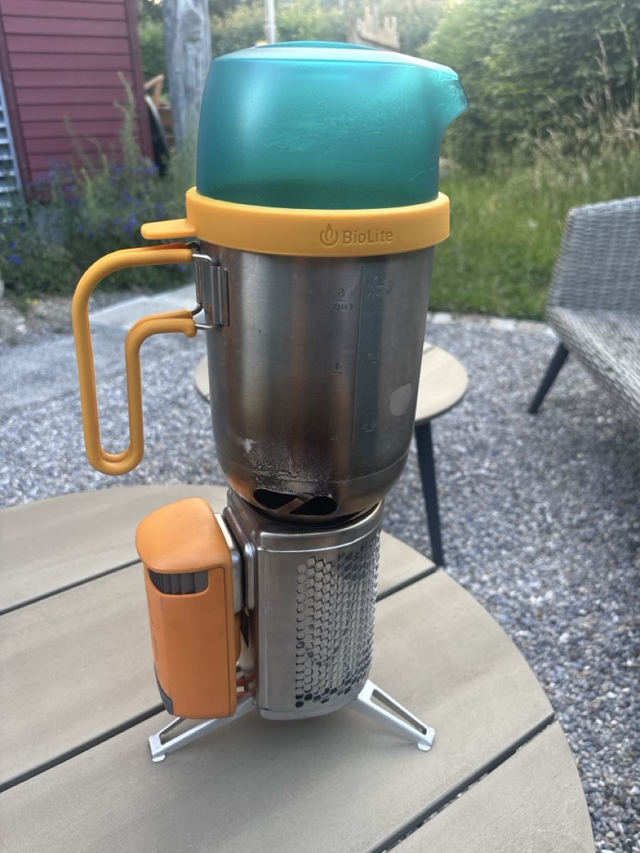 Camini: BioLite Camp Stove 2+ – Usato da Weinfelden venduto da lev_d8r2 2