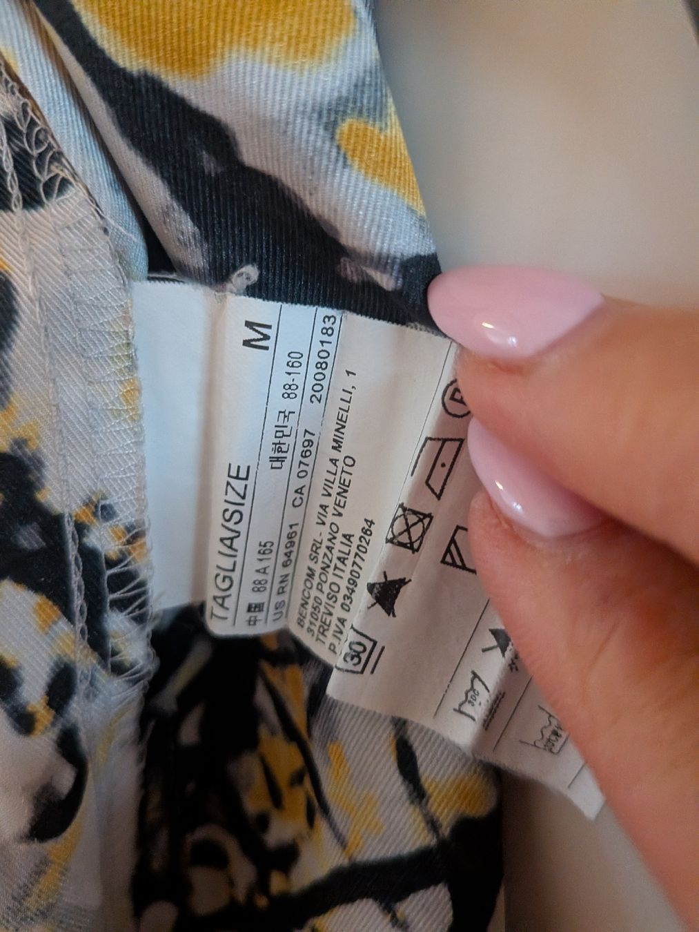 Benetton Camicette: Benetton Shirt - Abstract Pattern, Size M – Usato da Wettingen venduto da ann_hzb5 3