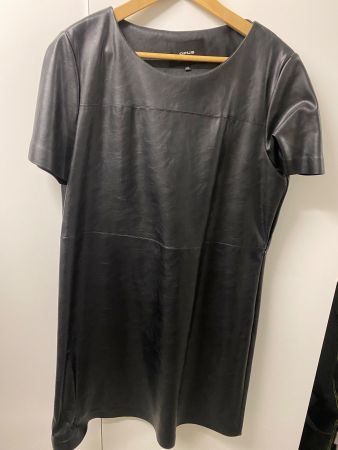 Opus Kleid zu verkaufen