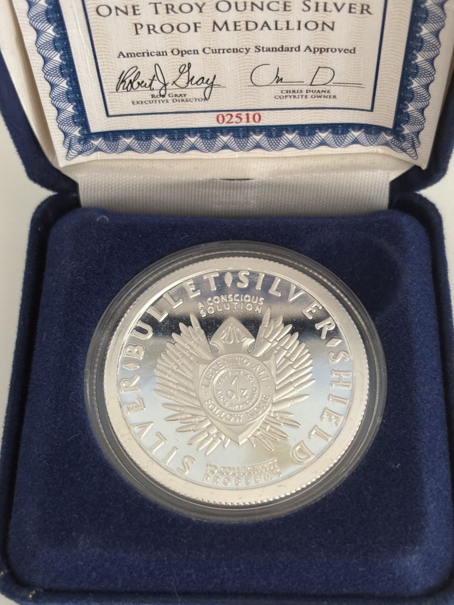 Tutti le monete: 2012 Trivium Silver Proof Medallion - Collectible Coin – Nuovo (secondo la descrizione) da Otelfingen venduto da IT_Fan_88 1