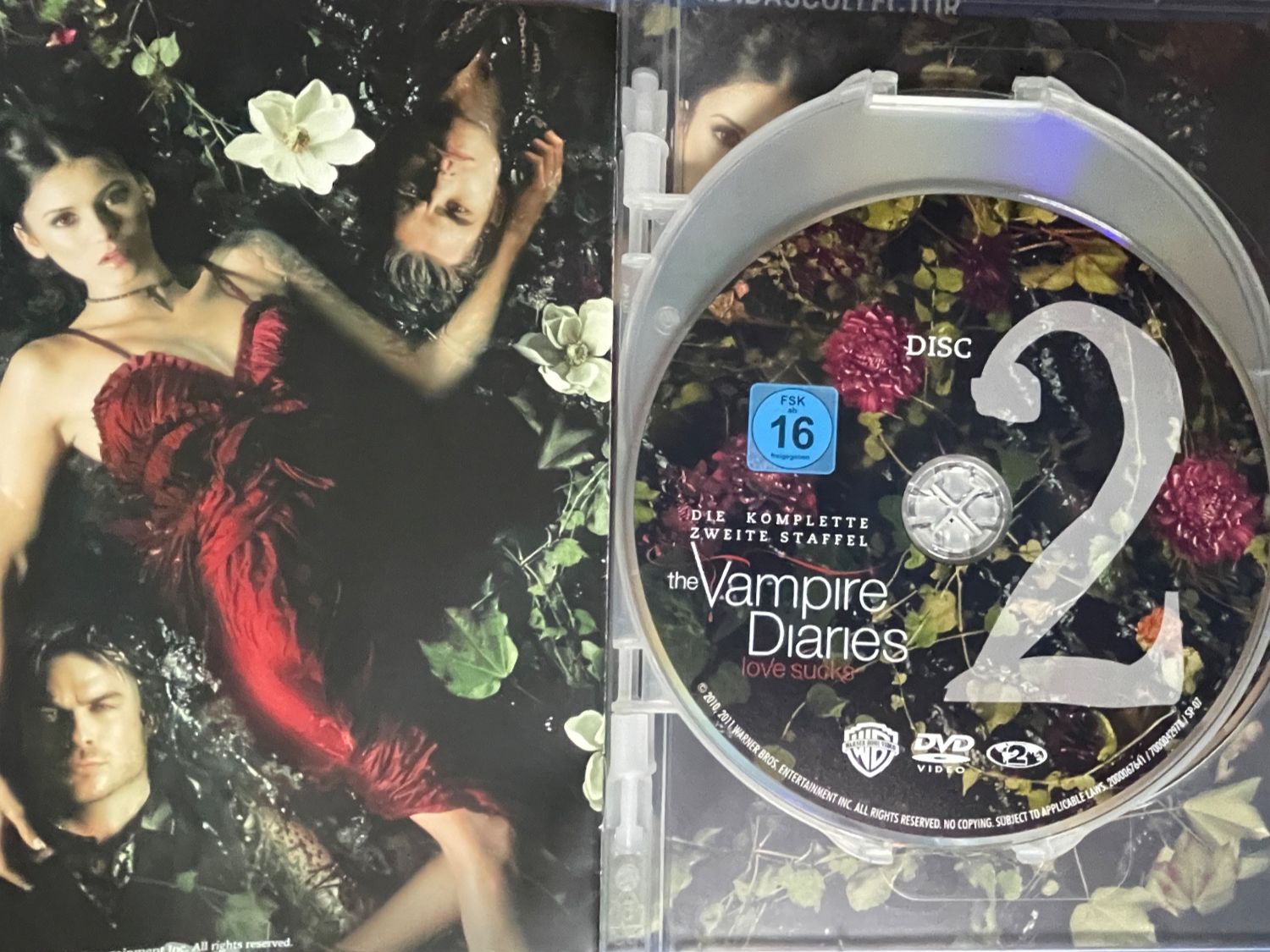 Tutti i DVDs: The Vampire Diaries – Usato da Muri b. Bern venduto da AdidasCollector 3