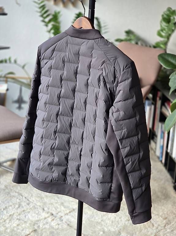 Giacche: ARCTERYX JACKE KOLE DOWN JACKET GRAU HERREN LARGE – Usato da Stallikon venduto da rob_62w9 1