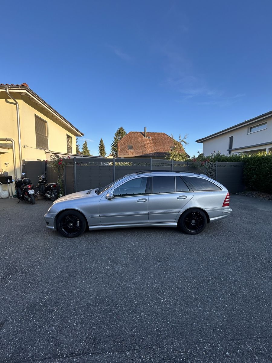 Mercedes-Benz Automobili: Mercedes c32 amg – Usato da Luterbach venduto da Yaannick12