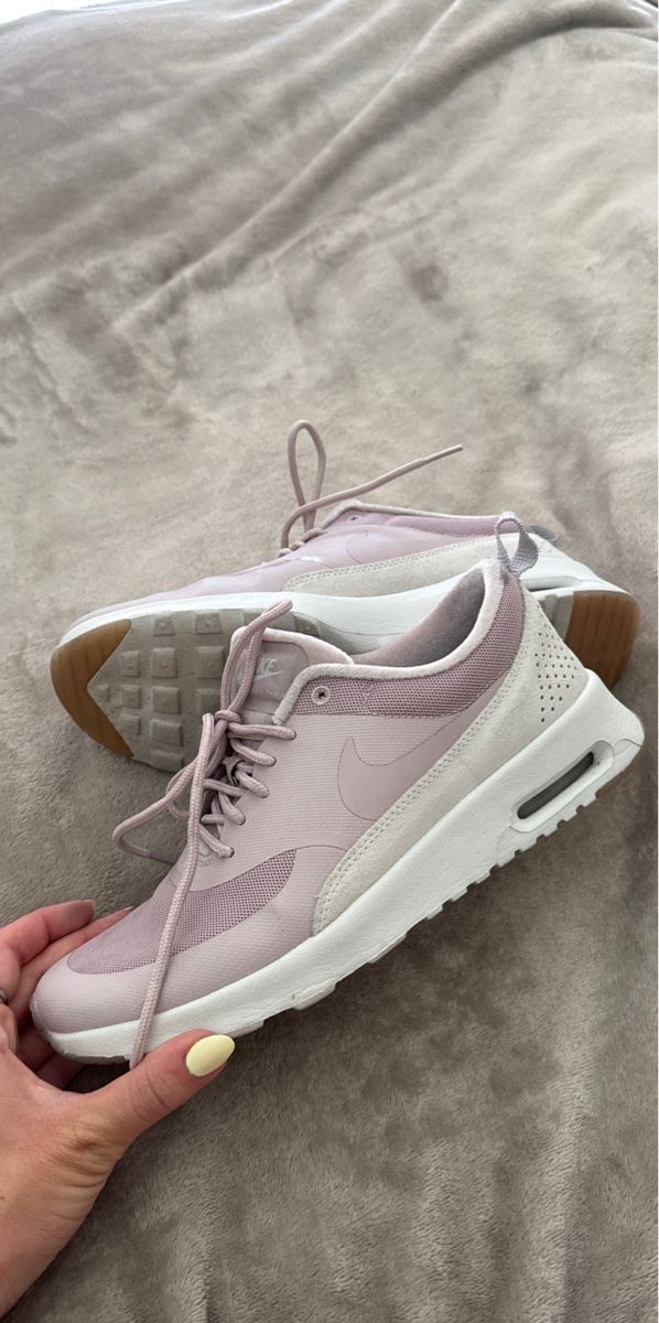 Nike Scarpe da donna: Nike Air Max Thea Barely Rose – Usato da Zürich venduto da pmorger01 2
