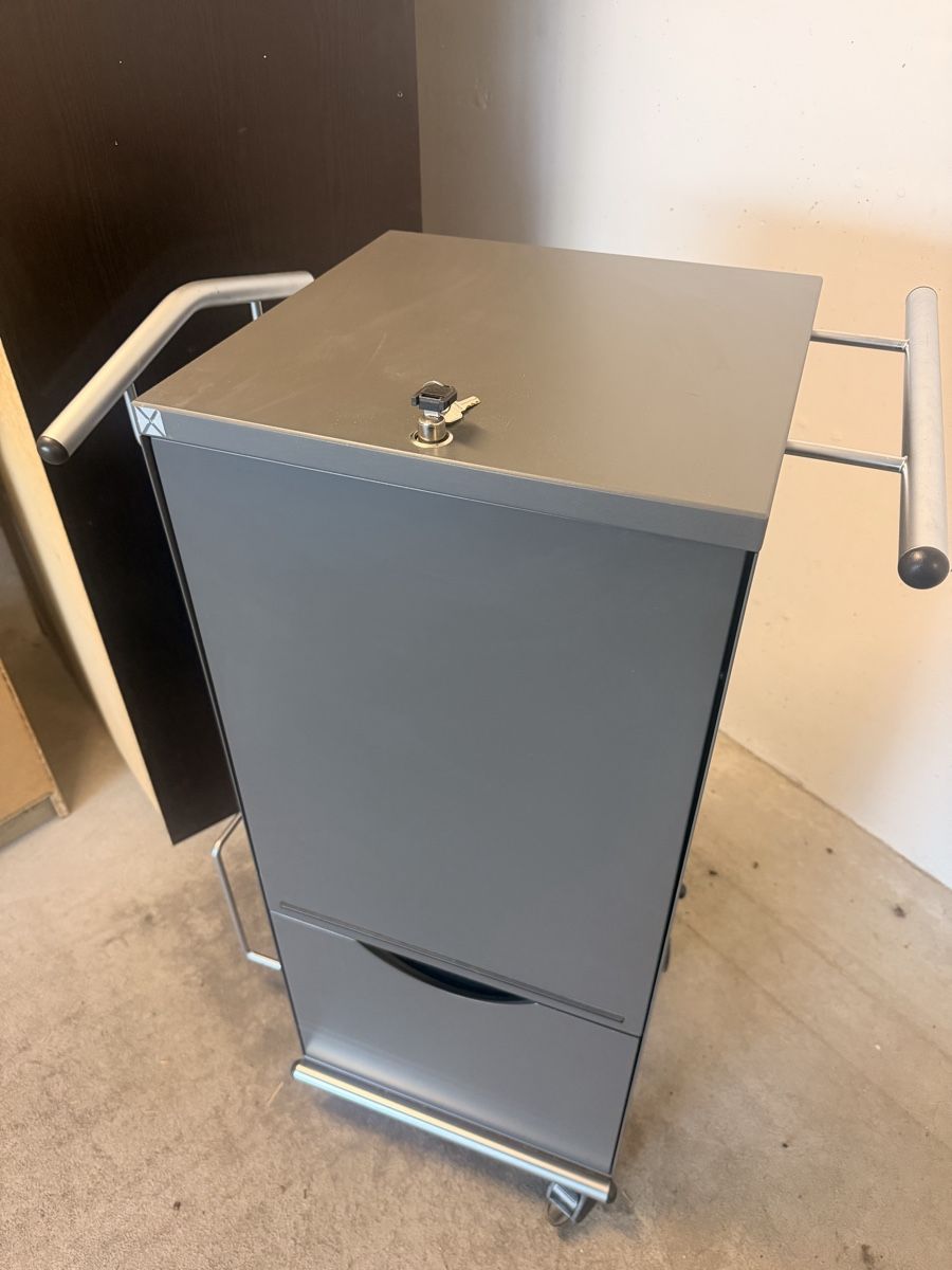 Banconi: Korpus Novex grau – Usato da Balterswil venduto da new_one-123