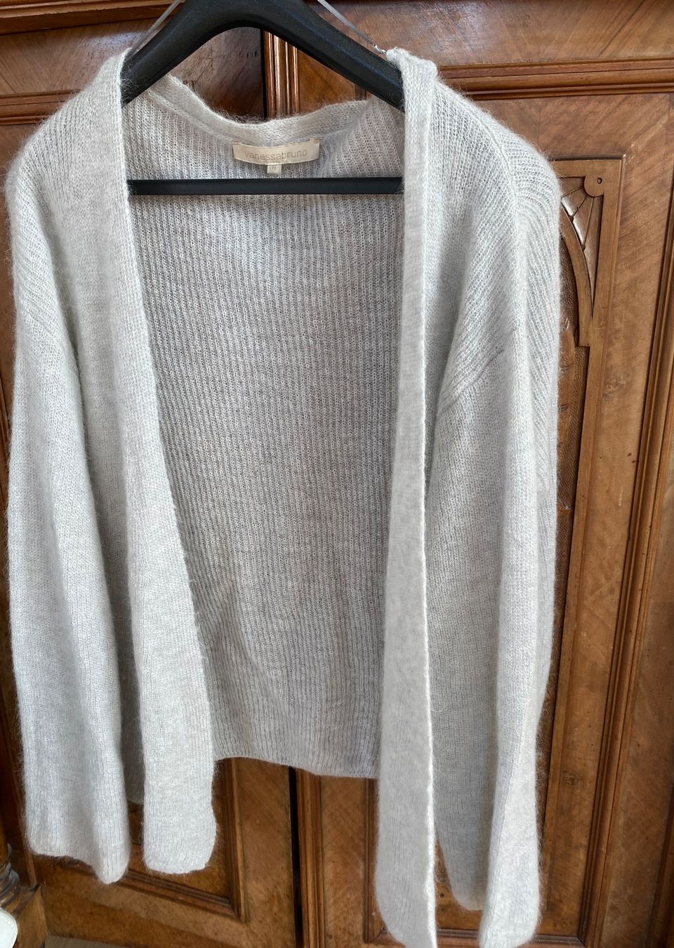 Vanessa Bruno Giacche: Strickjacke, Vanessa Bruno, Grösse M – Nuovo (secondo la descrizione) da Bern venduto da L.I.A.