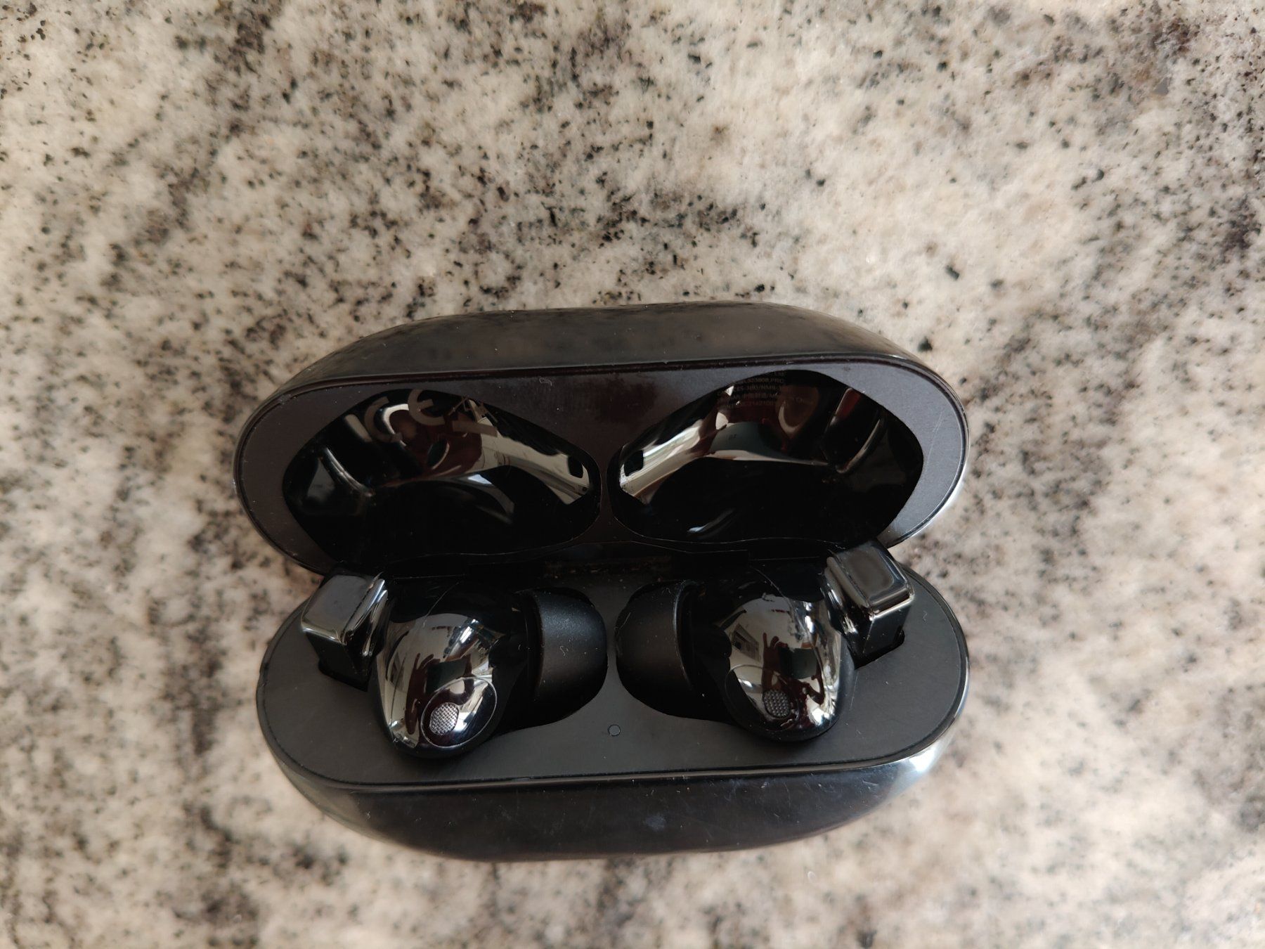 Huawei Cuffie: Huawei Free Buds Pro Kopfhörer – Usato da Uetendorf venduto da oinkioink88 7