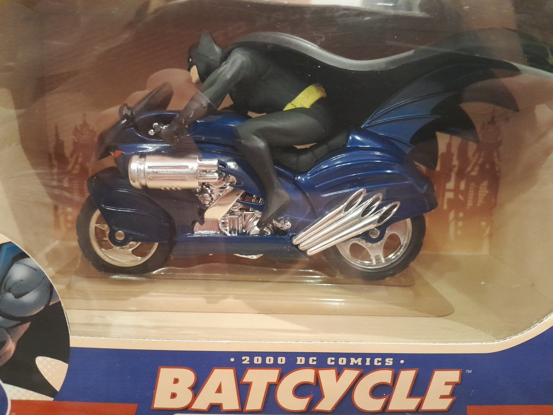 Corgi Toys Kit di modellismo & Modellini statici: Batman DC Comics 2000 Batcycle Corgi 1:16 – Nuovo e nell'imballaggio originale da Dübendorf venduto da hed_9w2b 1