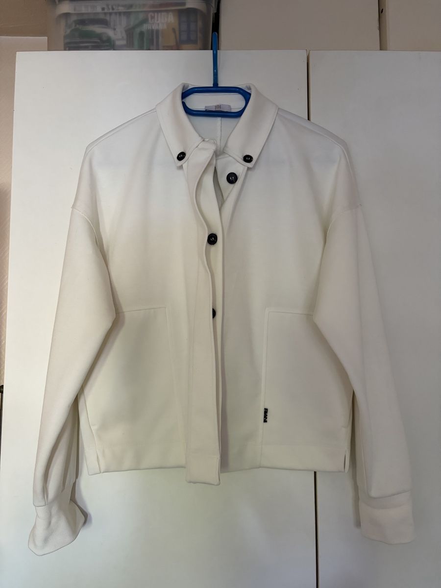 Riani Jacken: Riani Blazer Grösse 42  – Gebraucht aus Basel von Brunner.T