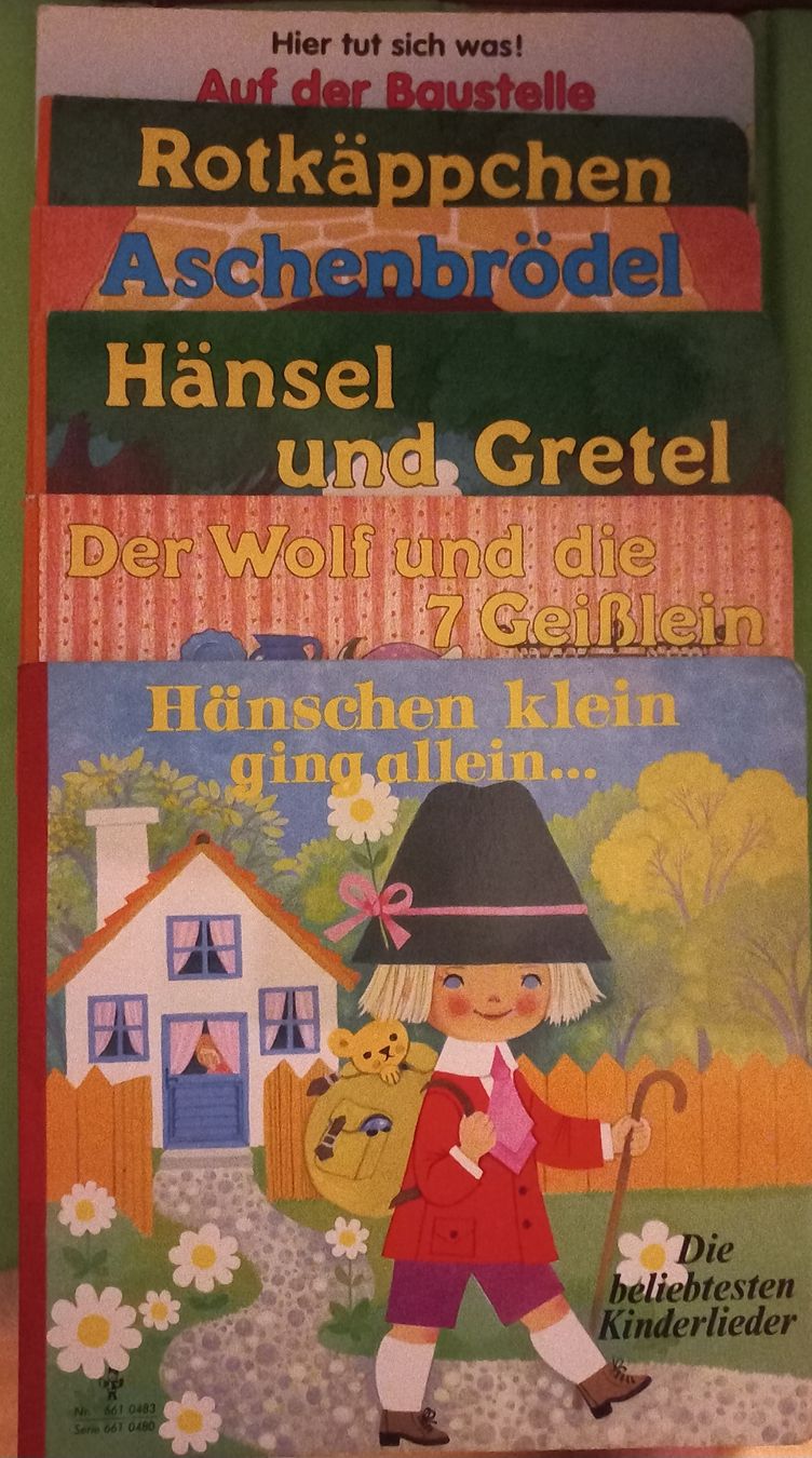 Libri: kl. Büchlein für Kinder  – Nuovo (secondo la descrizione) da Niederdorf venduto da ladyblue76