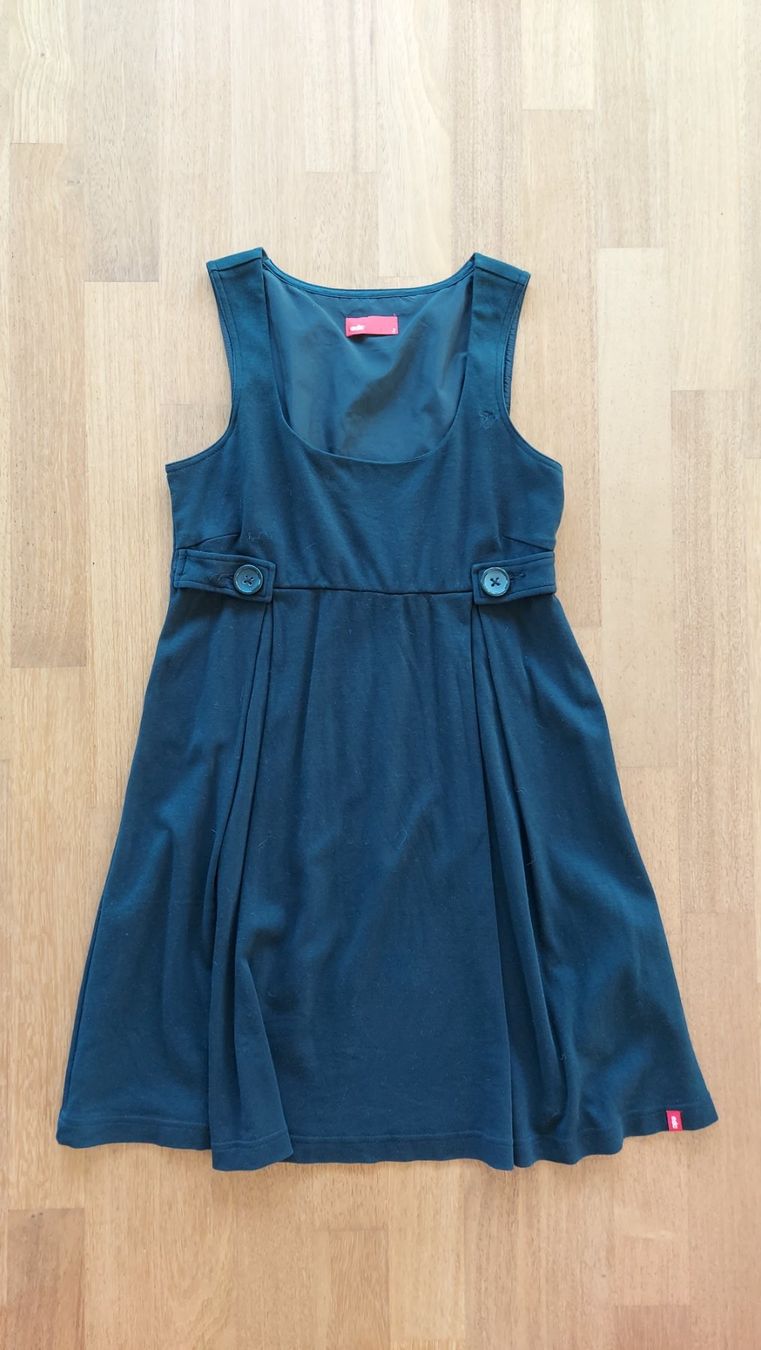 Esprit Robes: Schwarzes Kleid von Esprit – D'occasion à Küssnacht am Rigi par Mukare