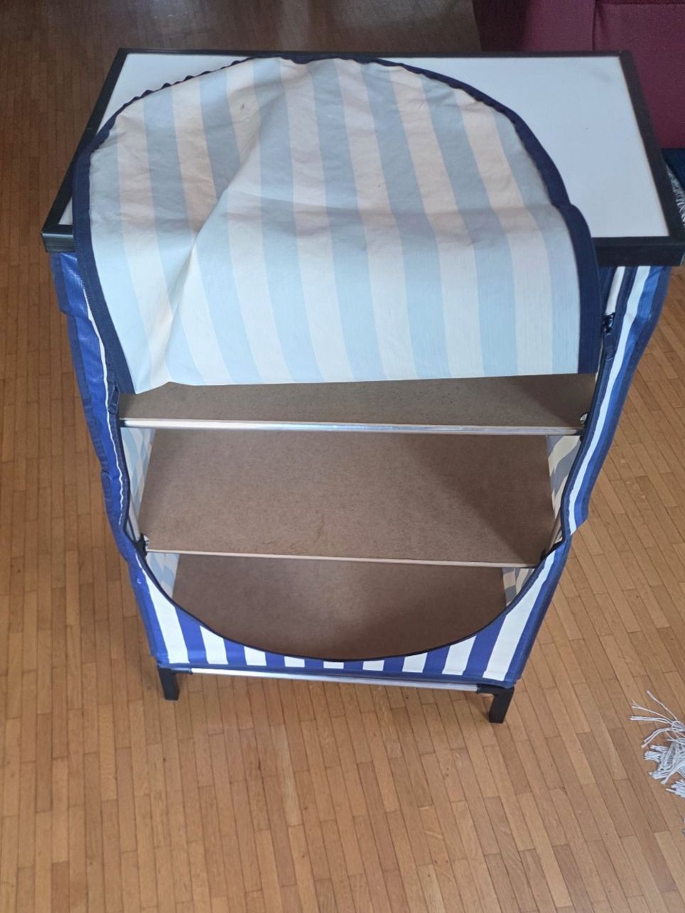 Commodes: Camping Möbel – D'occasion à Schliern b. Köniz par Evivo 1