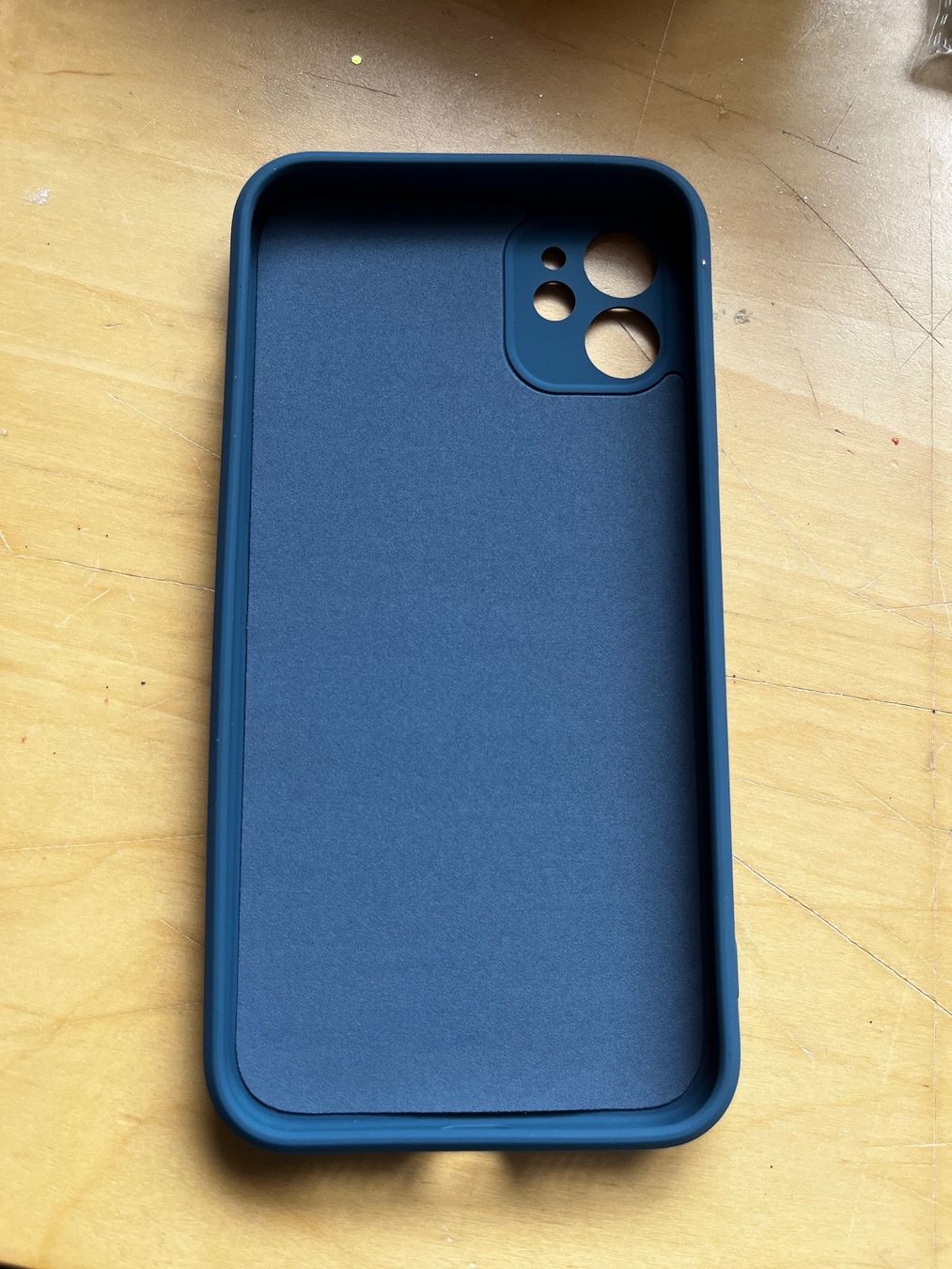 Apple Telefoni cellulari / Smartphones: Handy Cover fürs IPhone 11 – Nuovo (secondo la descrizione) da Hochdorf venduto da Forestgreen 1