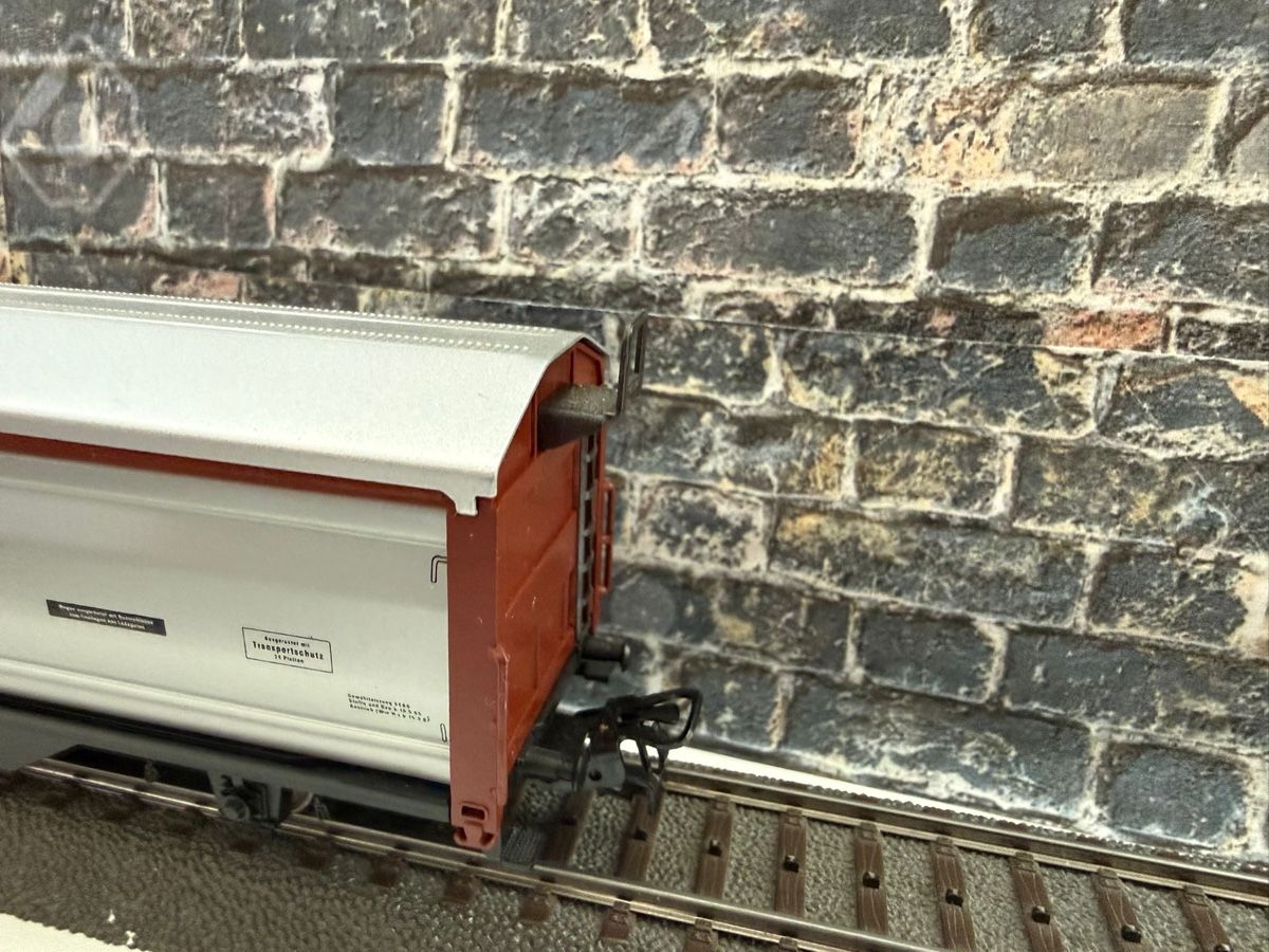 Märklin Modellini di ferrovie: Märklin HO Güterwagen 4633 - – Usato da Altdorf UR venduto da modellbau-widmer 2