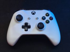 Manette sans fil Xbox One S + Batterie officielle