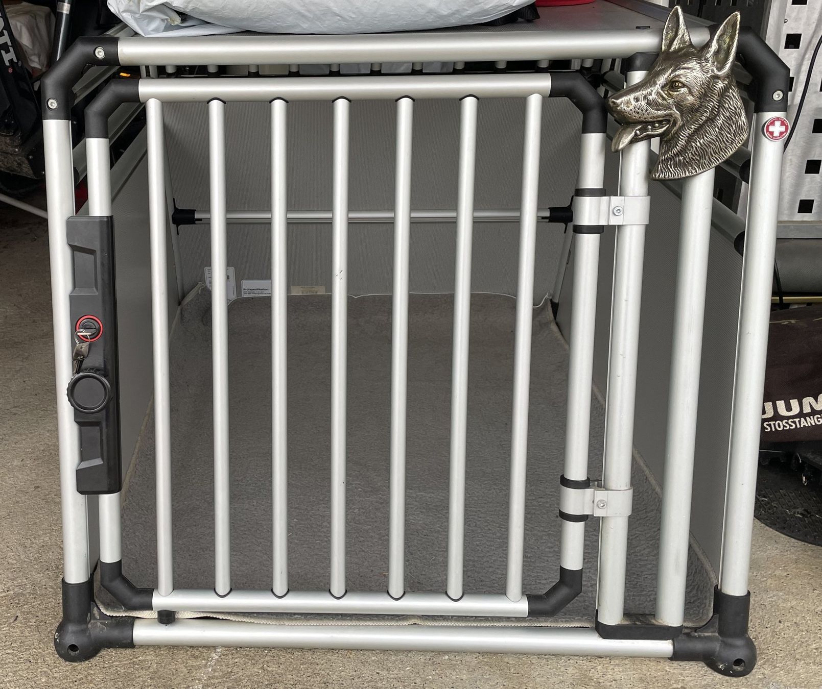 Liege- & Schlafplätze: DOG BOX PROLINE Condor L – Gebraucht aus APPLES von az02 1