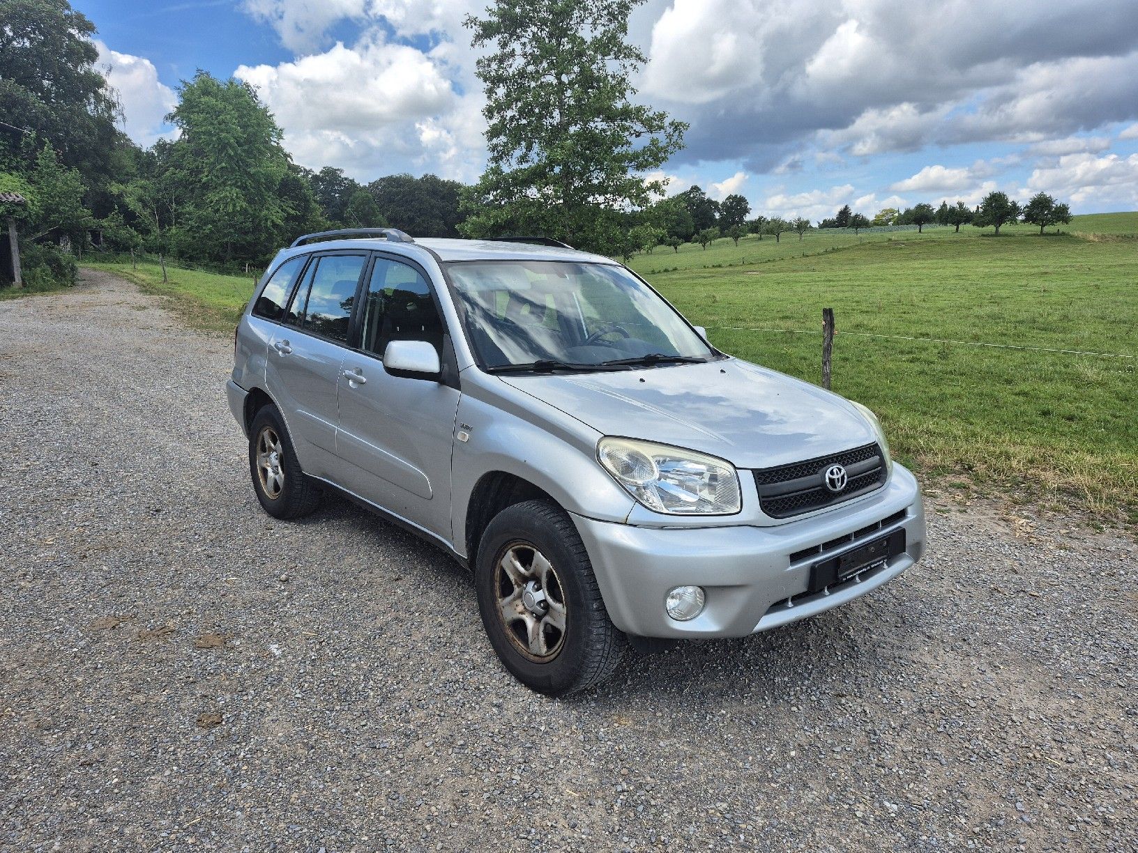 Toyota Autos: Toyota RAV 4 – D'occasion à Fehraltorf par uel_sb2n