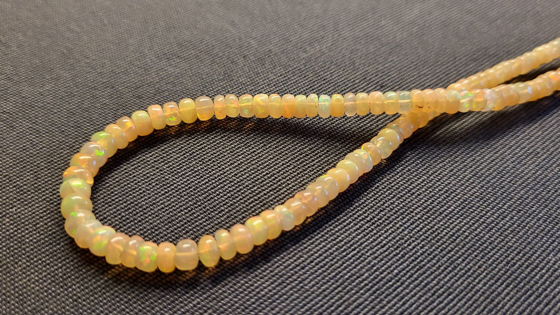 Ketten: Feine Opal-Kette mit Silber-Verschluss – Gebraucht aus Basel von spinne02 5