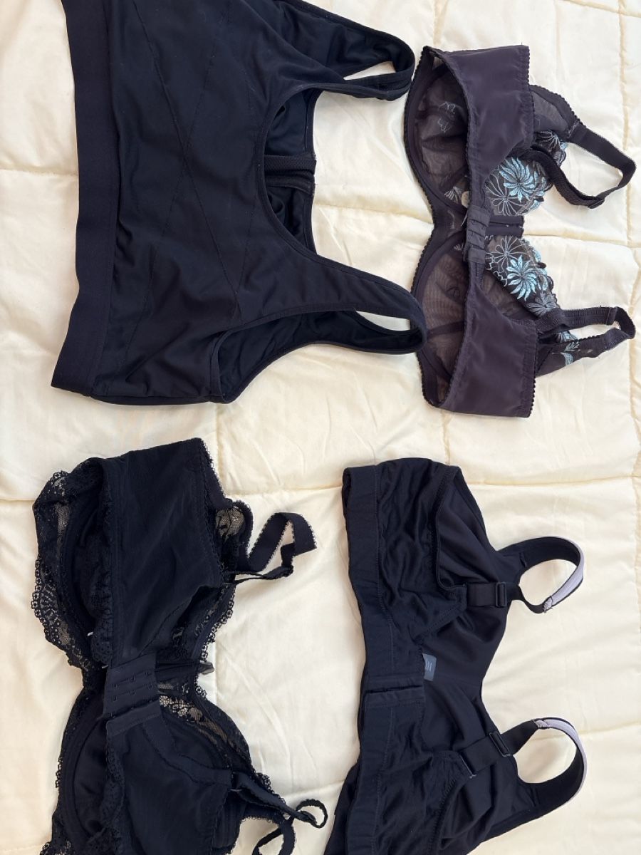Autres dessous: 4 Bh verschiedene Grössen – D'occasion à Zürich par venusandmars