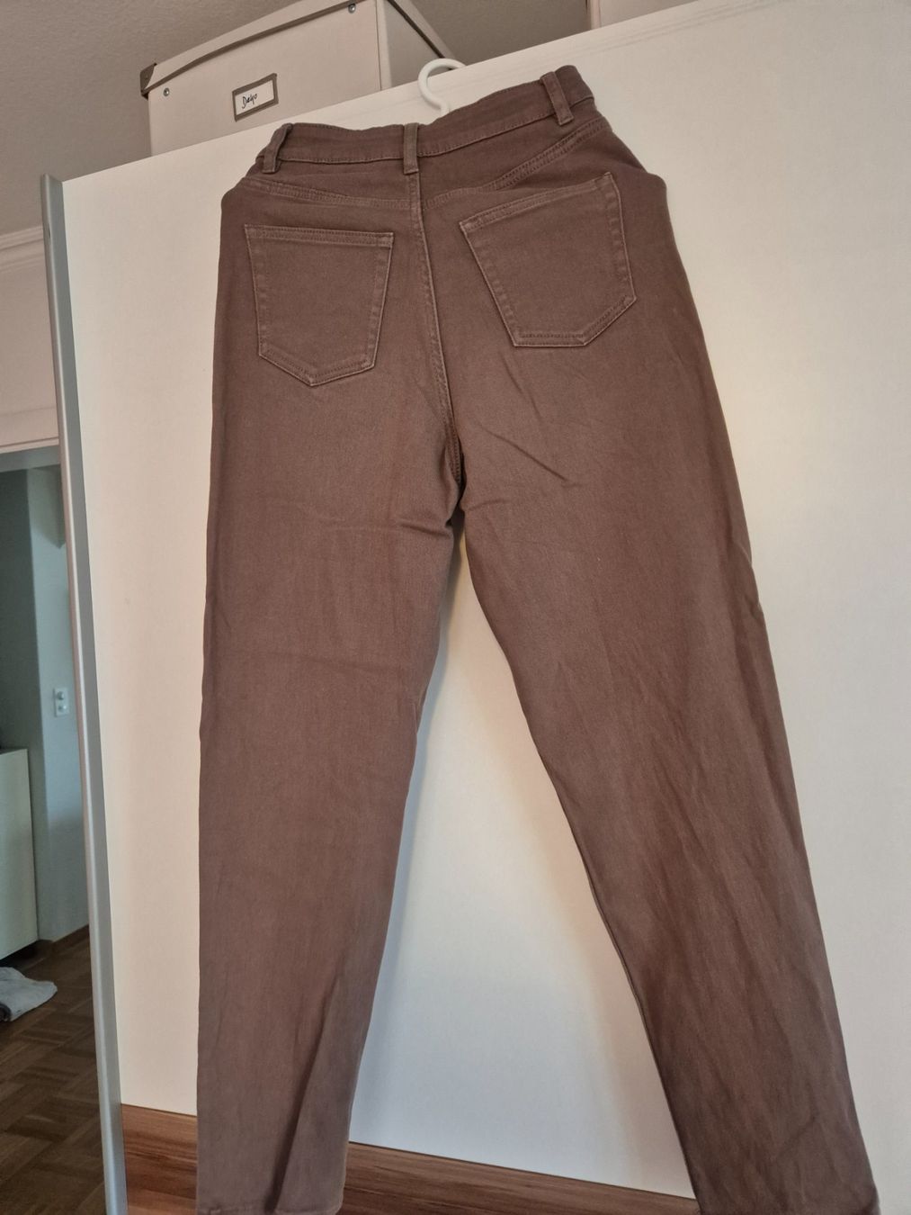 Jeans: Jeans neuwertig – D'occasion à Kriens par honig01 1