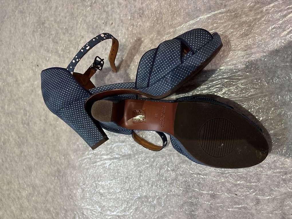Chaussures femmes:   Chie Mihara GR 39 – D'occasion à Wettingen par lau_q5f6 1