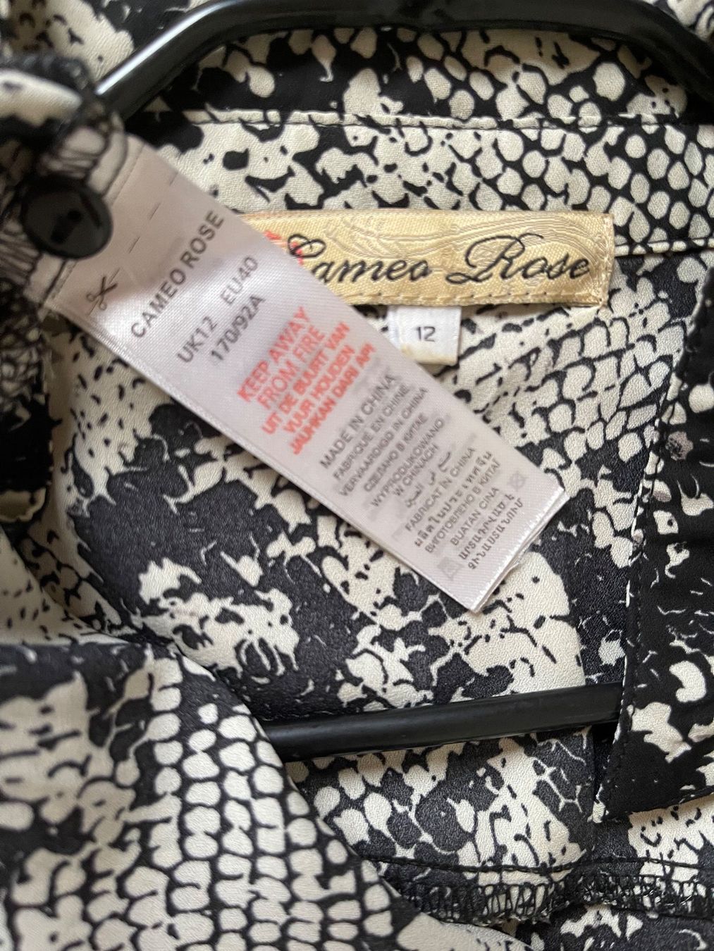 H&M Blusen: CAMEO ROSE (Indonesia) L XL / NP55CHF Python Tunika Bluse – Neu (gemäss Beschreibung) aus Kölliken von Prscoo 6