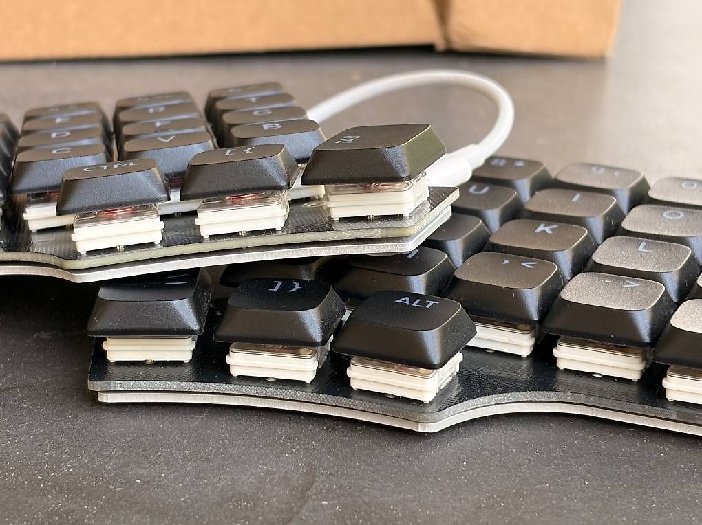 Tastaturen: Low Profile Split Keyboard – Gebraucht aus Zürich von Suiril 1