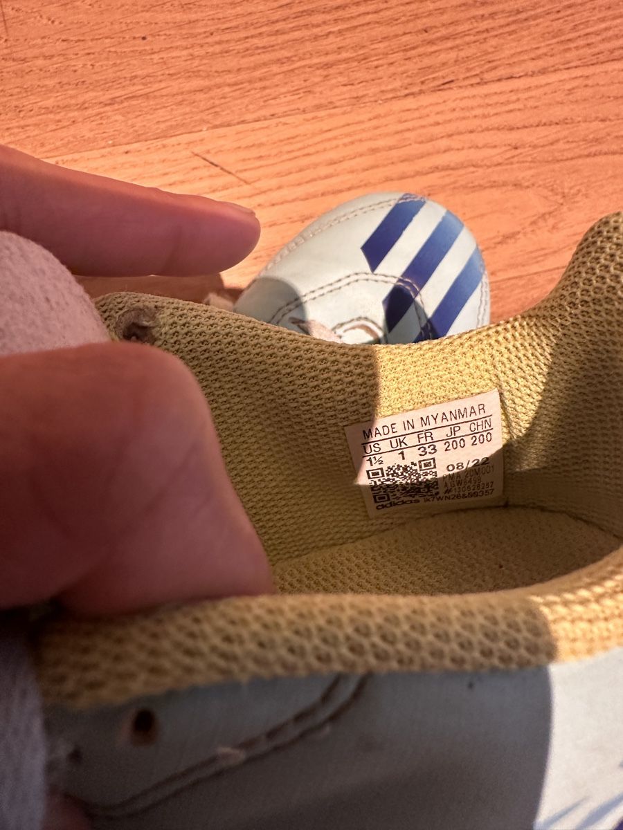 Scarpe per ragazzi: Fussballschuhe 33 – Usato da zug venduto da saliviolyn 4