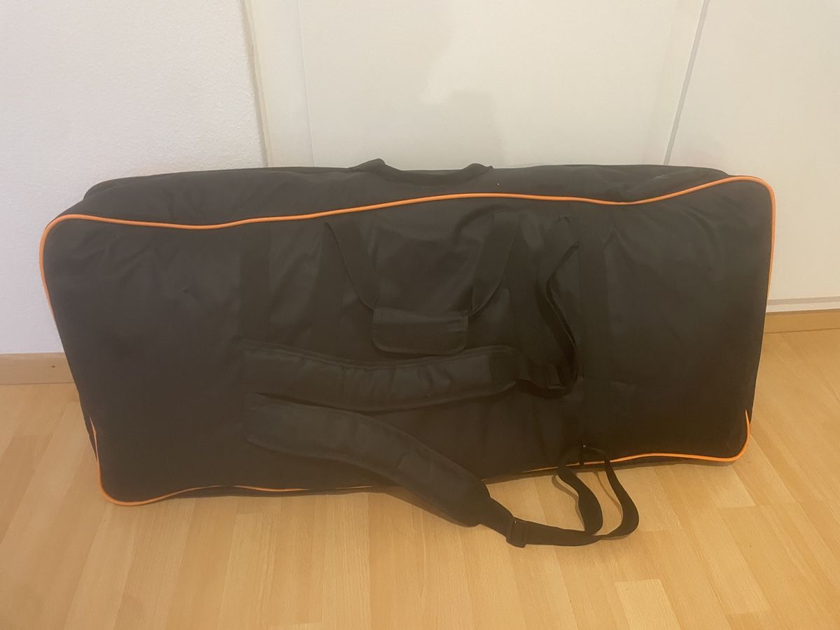 Yamaha Strumenti musicali: Keyboard Yamaha PSR-E37 – Usato da Winterthur venduto da Arta61 7